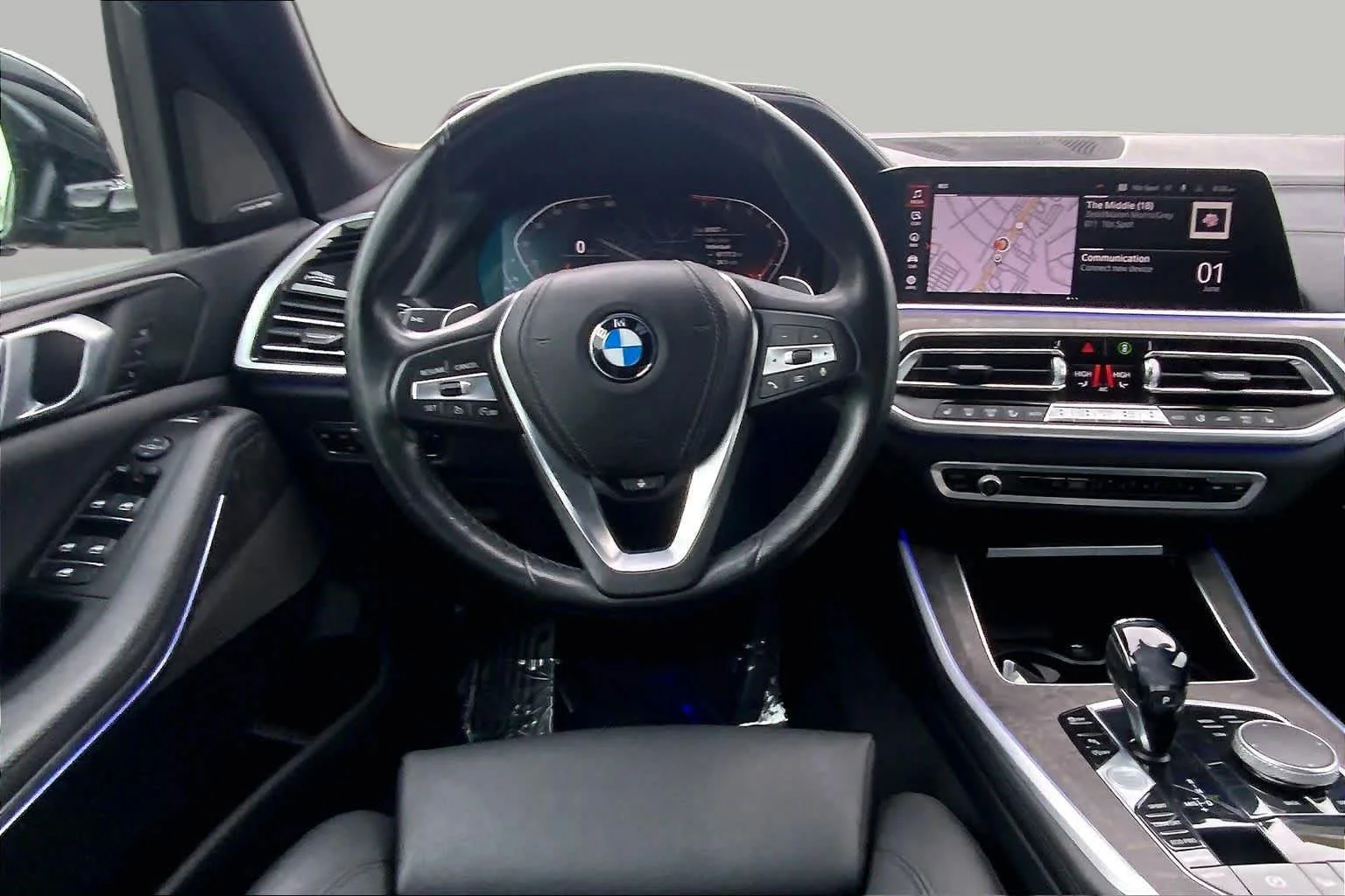 Certified Used 2019 Jet Black BMW xDrive40i image 12