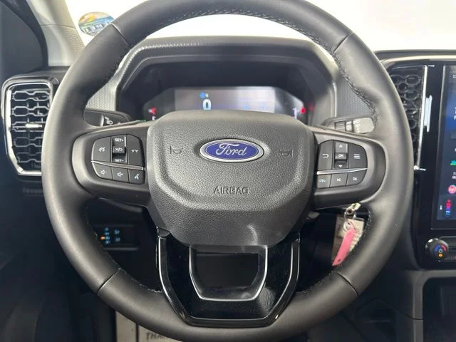 New 2026 Oxford White Ford XLT image 17