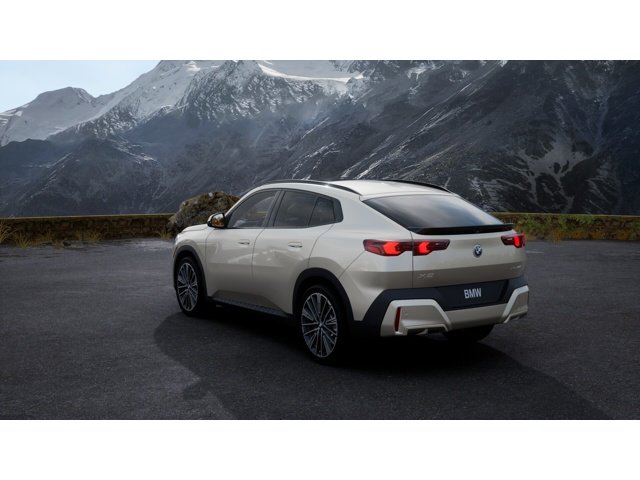 New 2027 Dune Grey Metallic BMW xDrive28i image 2