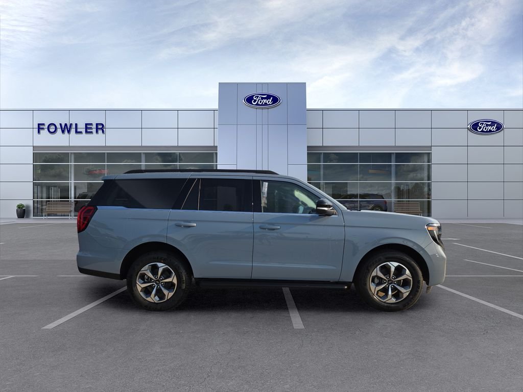 New 2027 Glacier Gray Metallic Tri-Coat Ford Active image 4