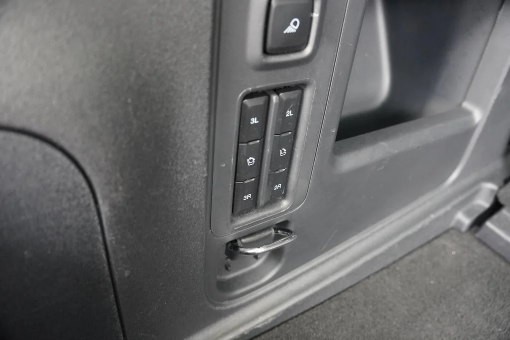 Used 2025 Agate Black Metallic Ford Active image 26