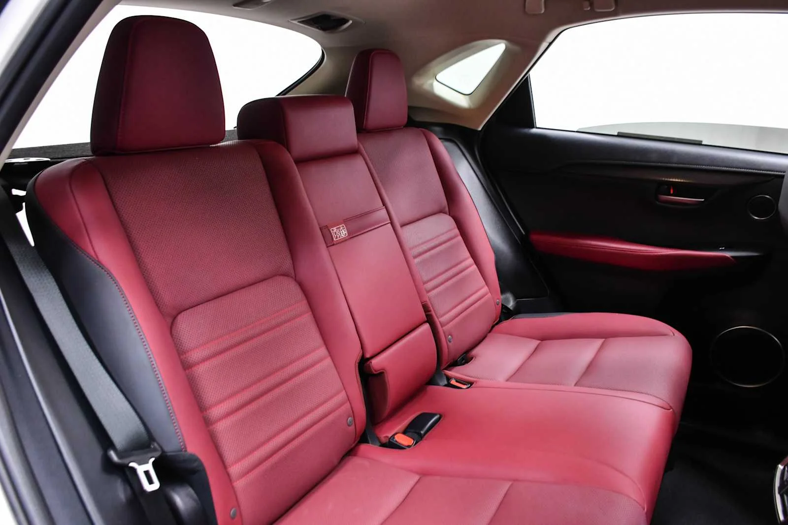 Used 2020 Eminent White Pearl Lexus  image 25