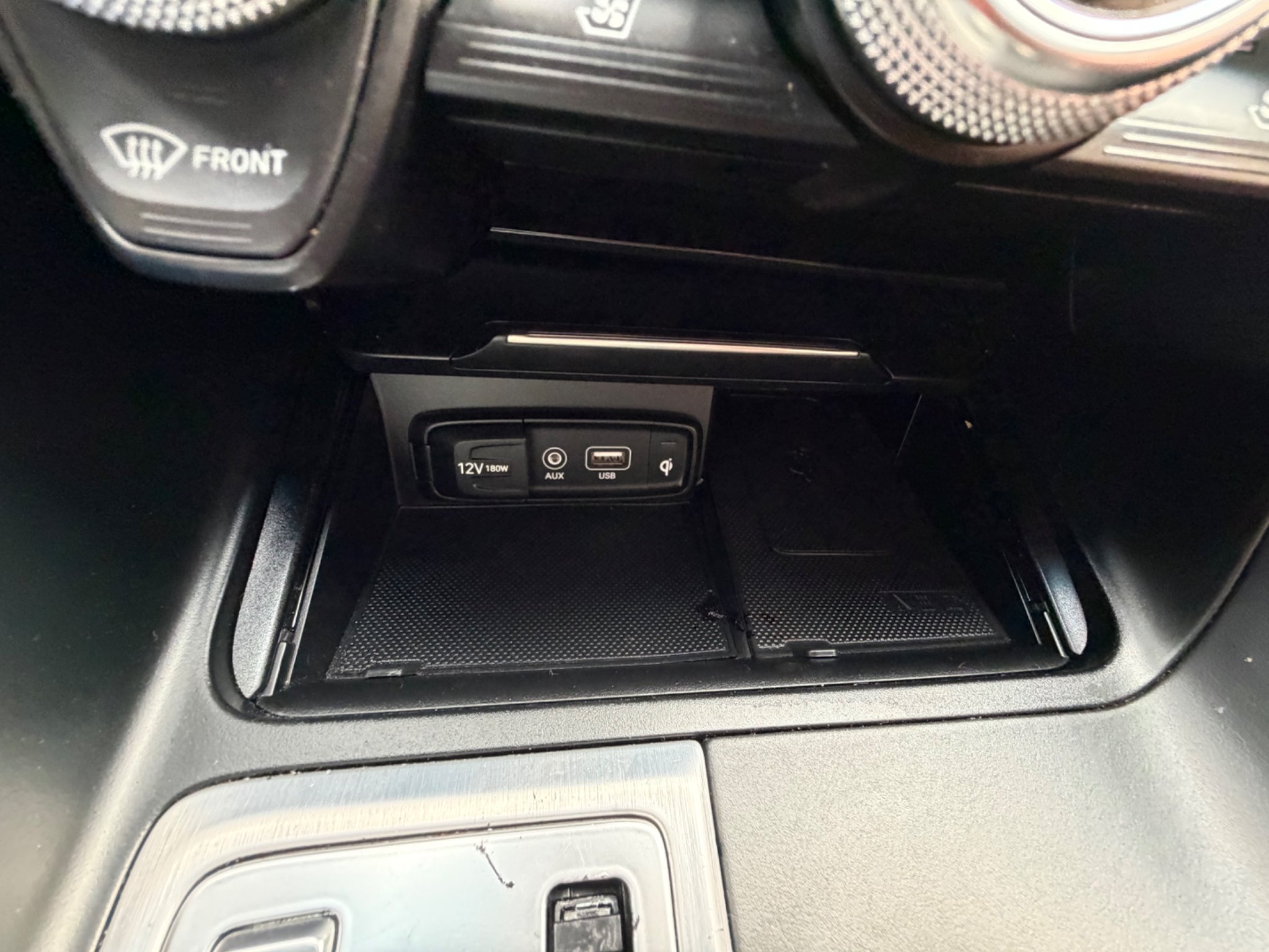 Used 2019 Havana Red Genesis 3.3T Advanced image 22