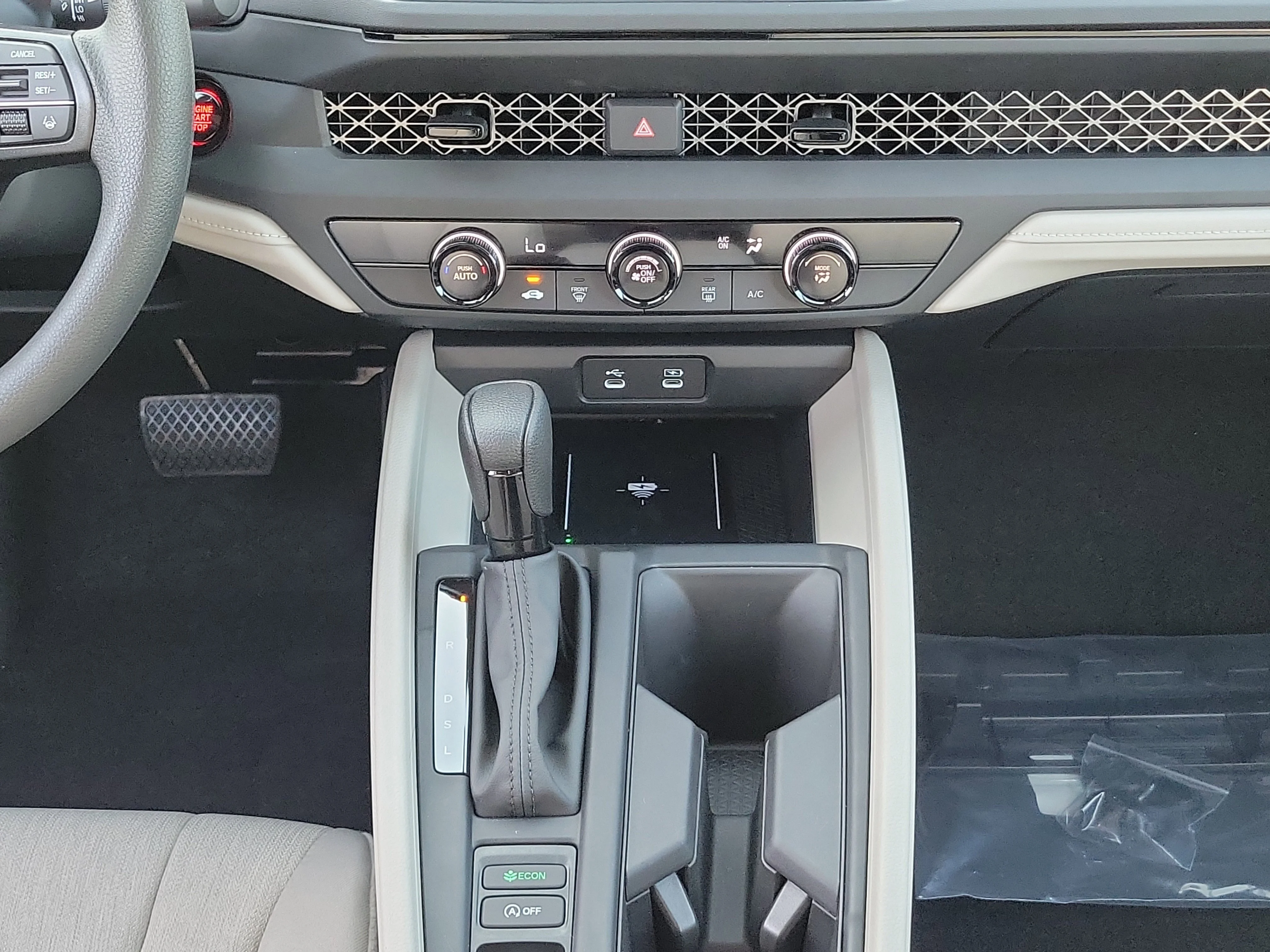 New 2026 Platinum White Pearl Honda LX image 12