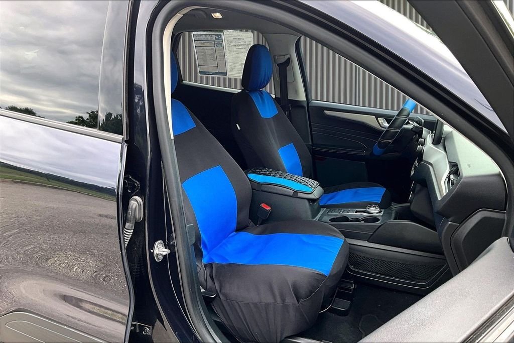Used 2021 Blue Ford SEL image 8