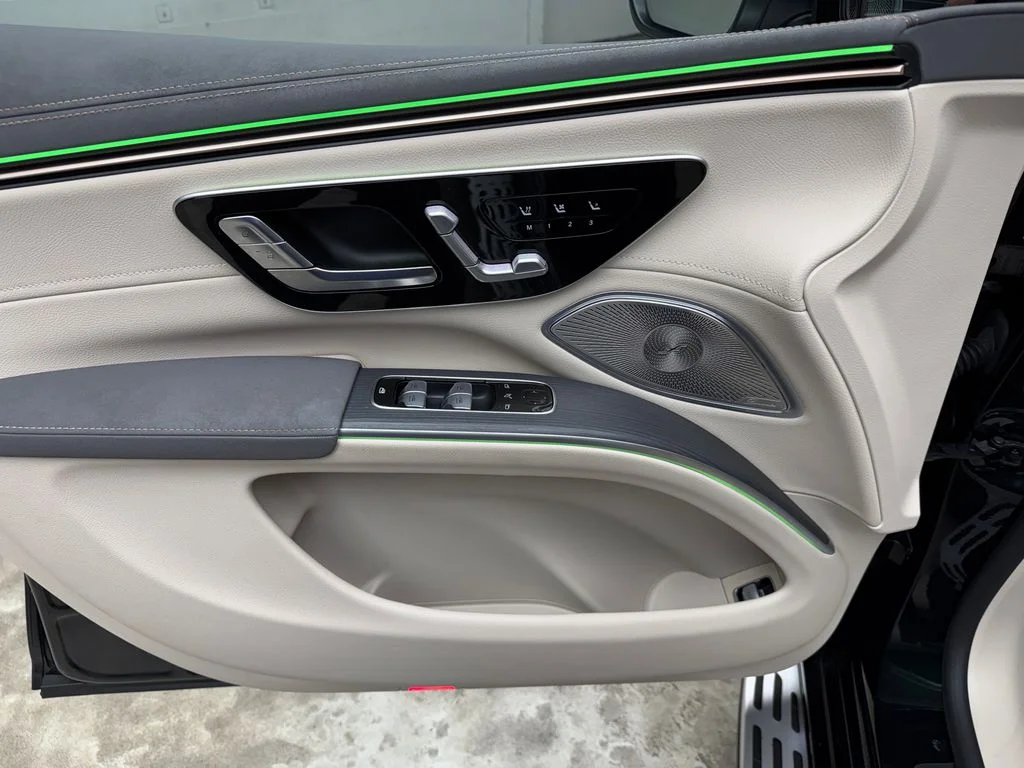 Used 2024 Green Mercedes-Benz 450 image 8