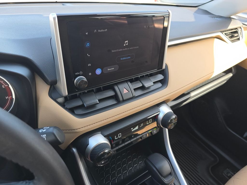 Used 2025 White Toyota XLE image 26