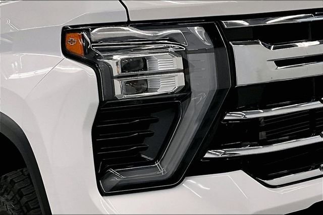 2025 Chevrolet Silverado 3500HD LTZ - Photo 33