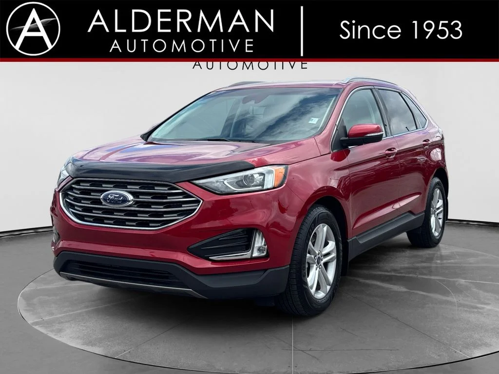 Used 2020 Red Ford SEL image 1