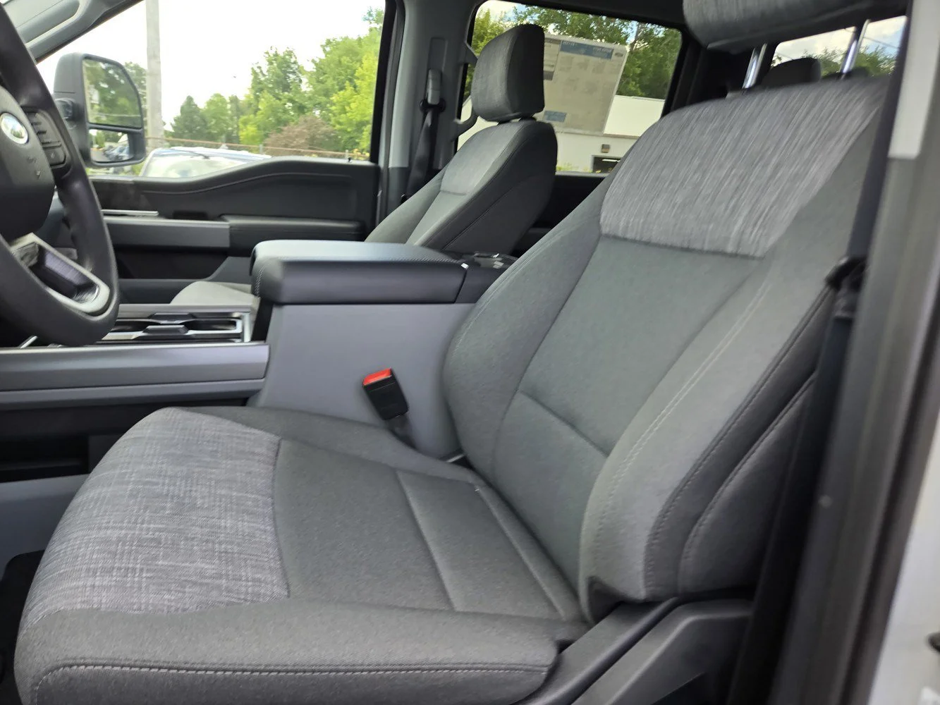 New 2026 Avalanche Ford XLT image 14