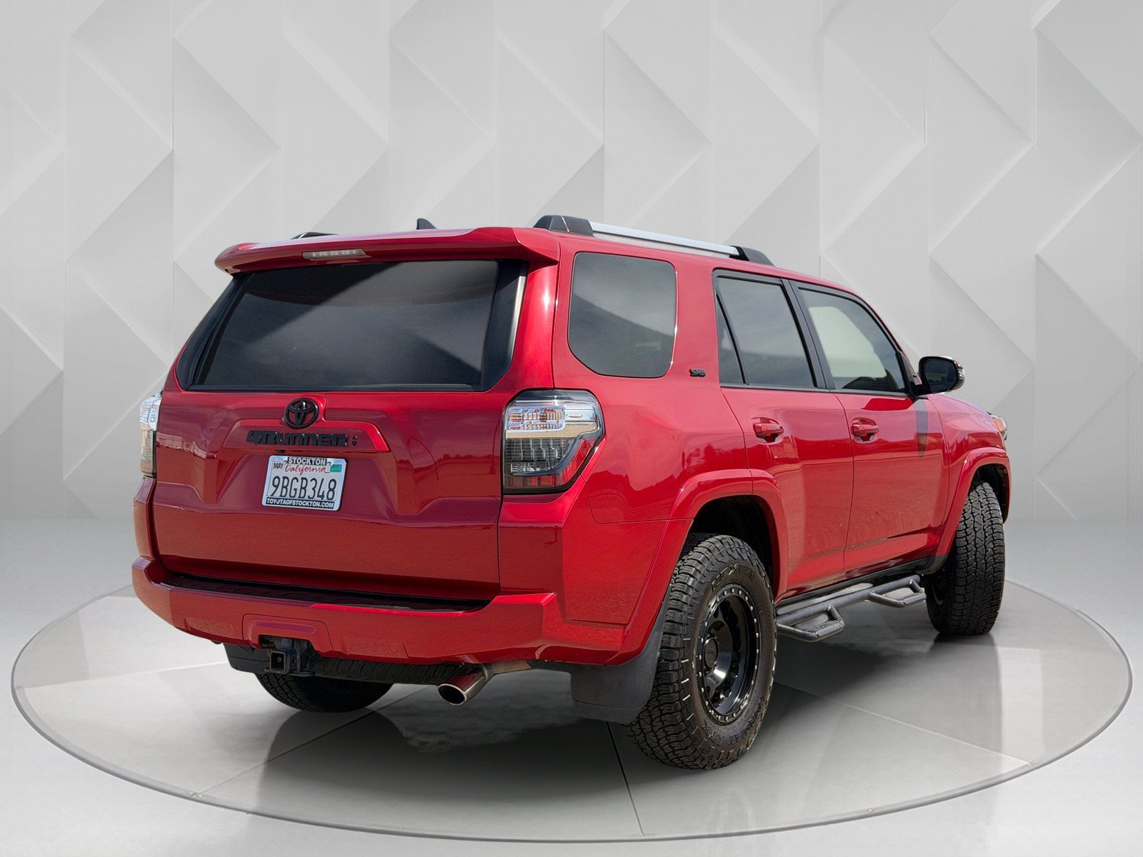Used 2022 Barcelona Red Metallic Toyota SR5 Premium image 8