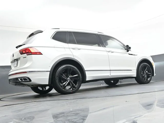 Used 2023 White Volkswagen 2.0T SEL R-Line image 32