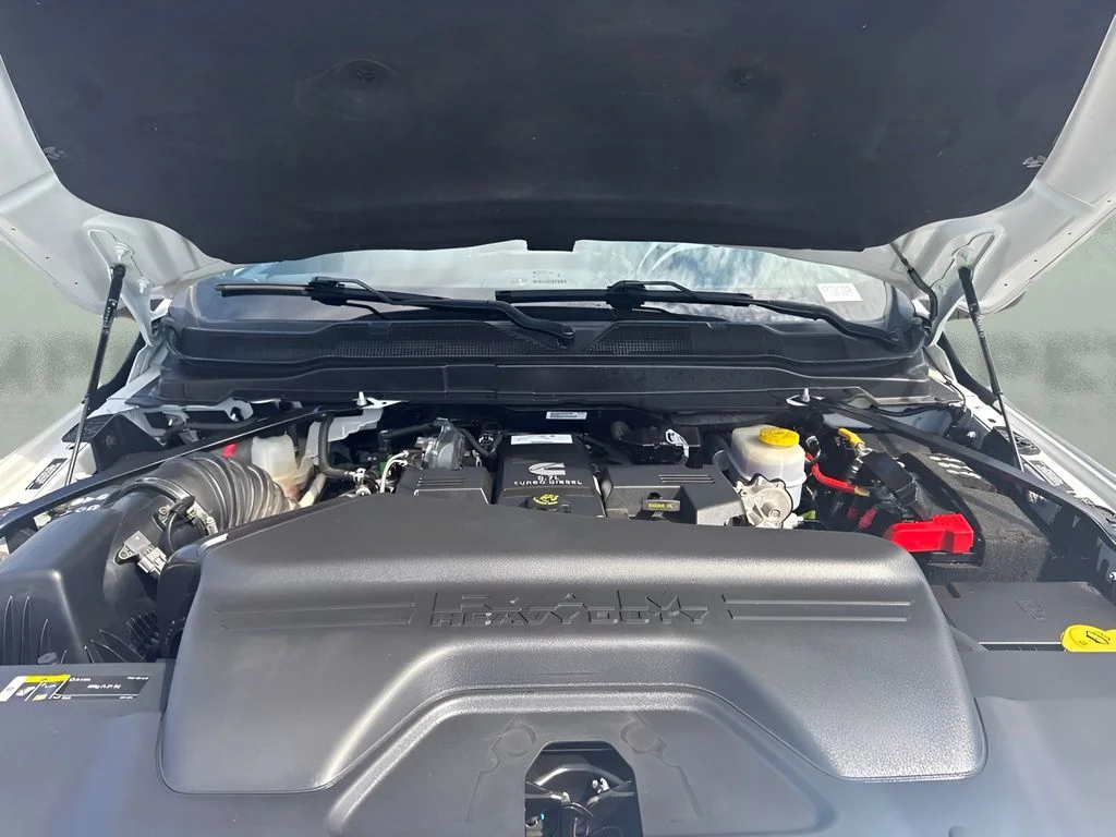 Used 2024 White Ram Big Horn image 17
