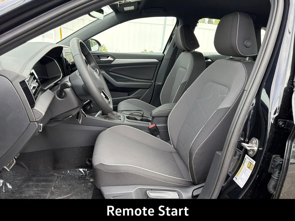New 2026  Volkswagen 1.5T Sport image 9