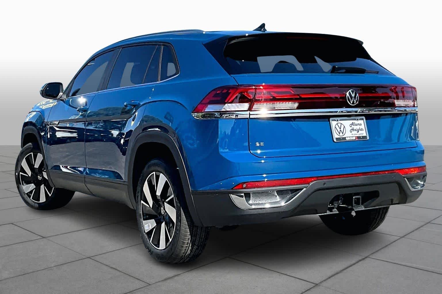 New 2026 Mountain Lake Blue Metallic Volkswagen 2.0T SE W/TECHNOLOGY image 12