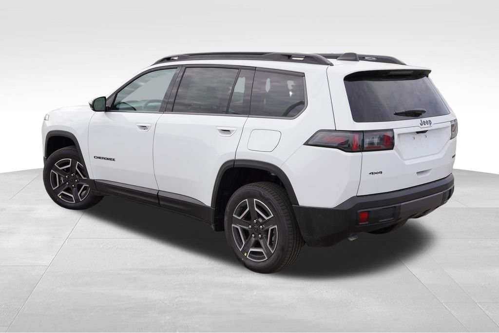 New 2026 Bright White Clear-Coat Exterior Paint Jeep Limited image 5