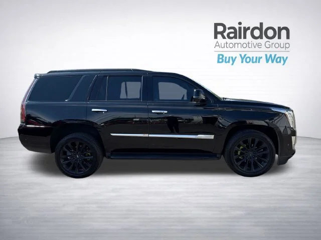 Used 2020 Black Raven Cadillac Luxury image 8