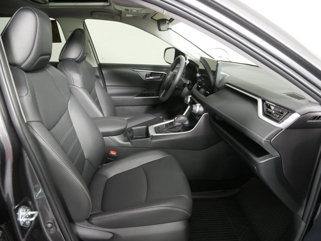 Certified Used 2025 Magnetic Gray Metallic Toyota XLE Premium w/ Weather Pkg image 17