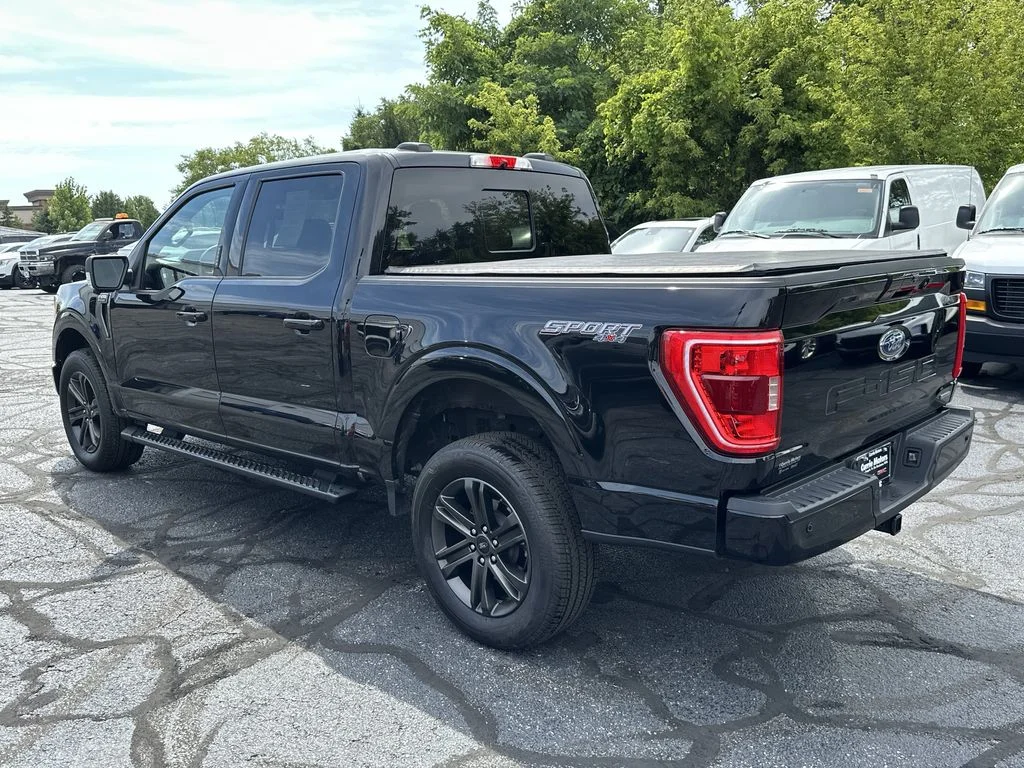 Certified Used 2022 Black Ford XLT image 6