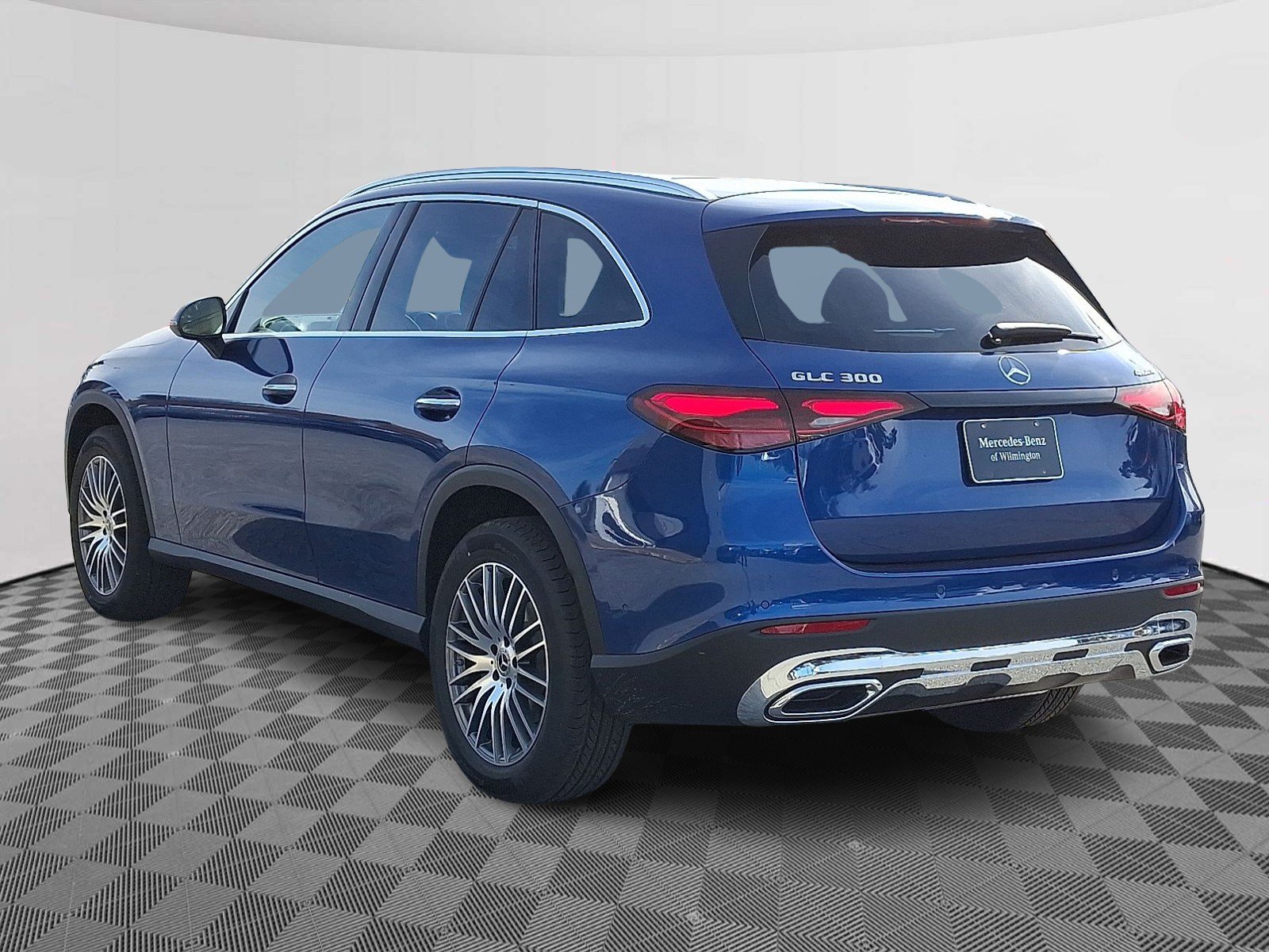New 2026 Starling Blue Metallic Mercedes-Benz GLC 300 image 4