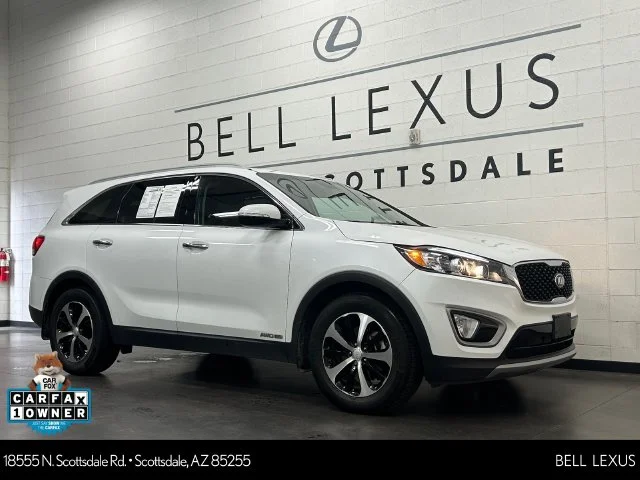Used 2017 White Kia EX image 1