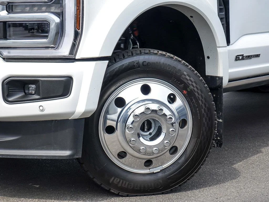 Used 2026 Star White Metallic Tri-Coat Ford Platinum image 3