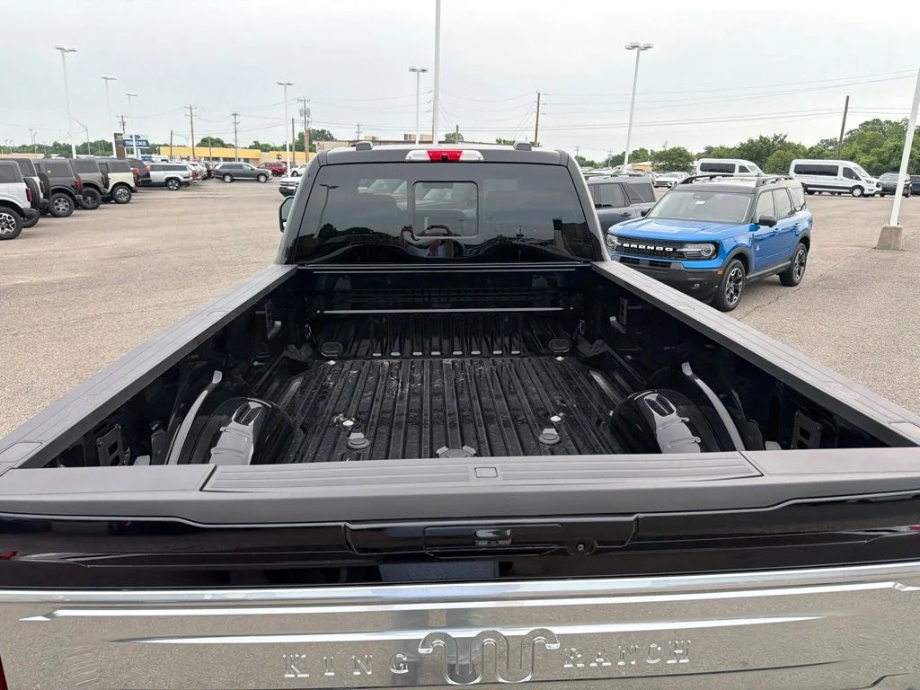 New 2026 Agate Black Metallic Ford King Ranch image 37