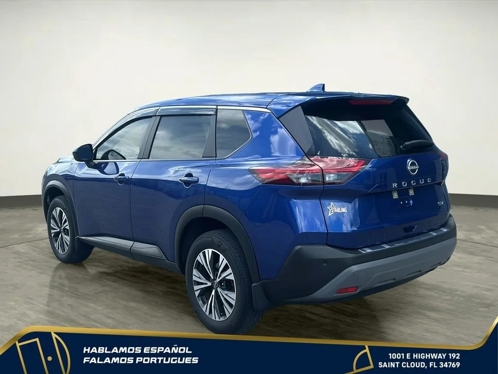 Used 2023 Blue Nissan SV FWD image 4