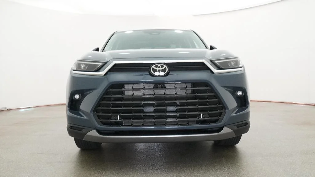 New 2026 Storm Cloud Toyota Platinum image 51