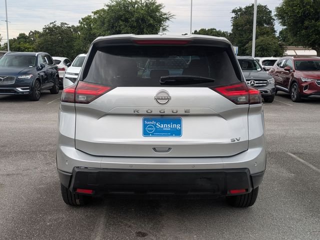 Used 2024 Silver Nissan SV image 4
