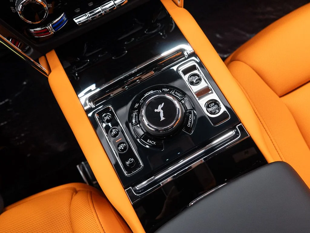 New 2026 Black Diamond Rolls-Royce  image 39
