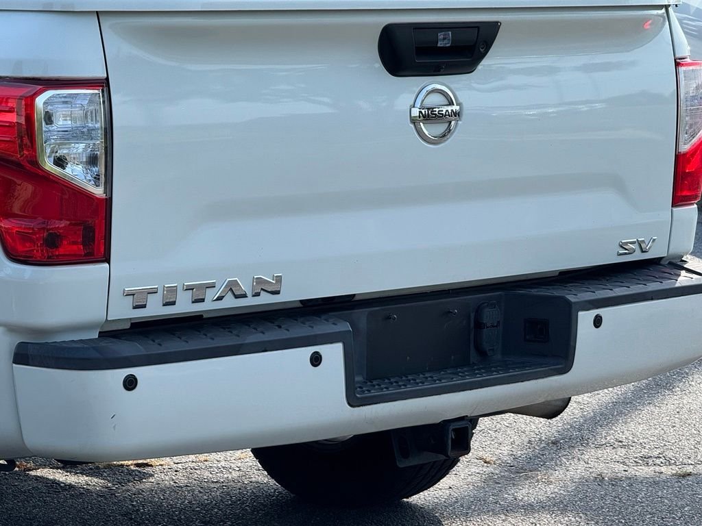 Used 2018 White Nissan SV image 6
