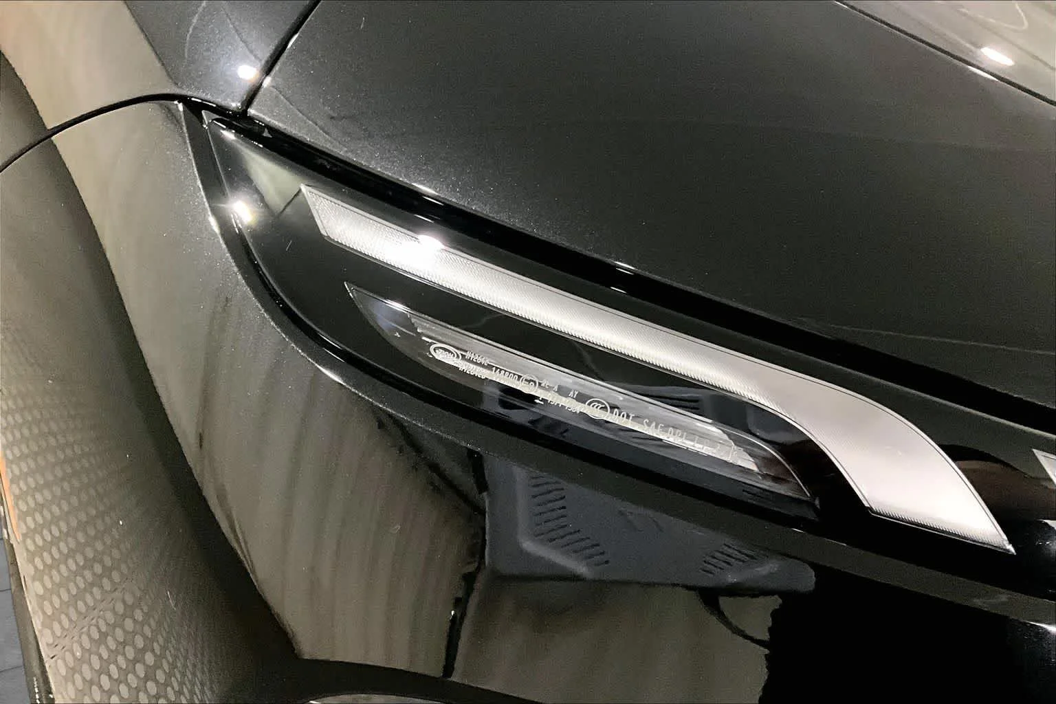 New 2026 Black Sapphire Metallic BMW xDrive60 image 16