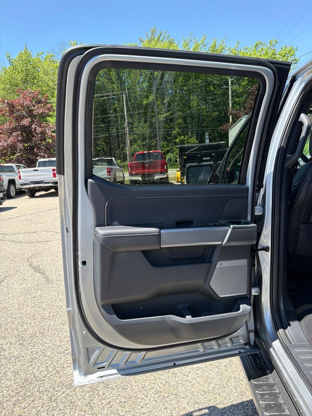 New 2026 Iconic Silver Metallic Ford XLT image 12