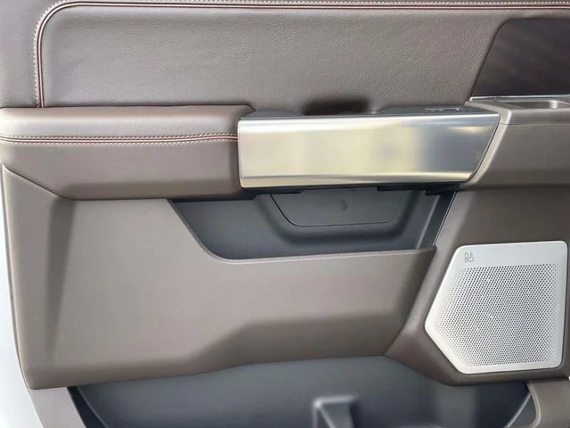 New 2026 Star White Metallic Tri-Coat Ford F-250® King Ranch® image 11