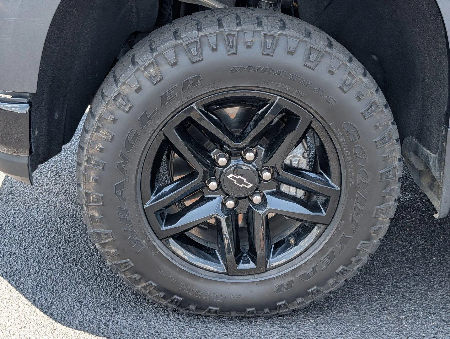 Used 2022 SHADOW GRAY METALLIC Chevrolet LT Trail Boss image 11