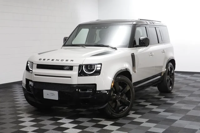2026 Land Rover Defender 110 X-Dynamic SE