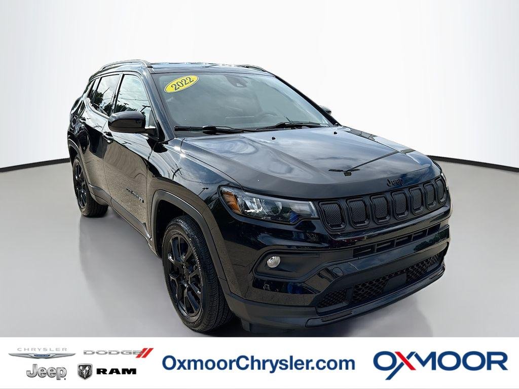Certified Used 2022 Diamond Black Crystal Pearlcoat Jeep Altitude image 1