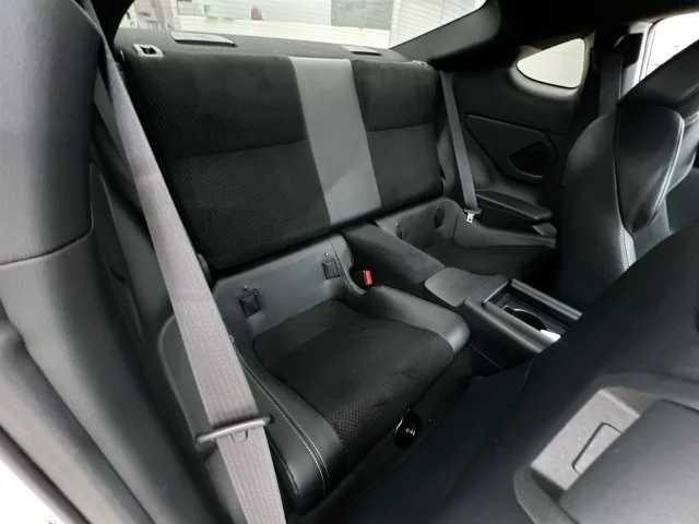 Used 2023  Toyota Premium image 17