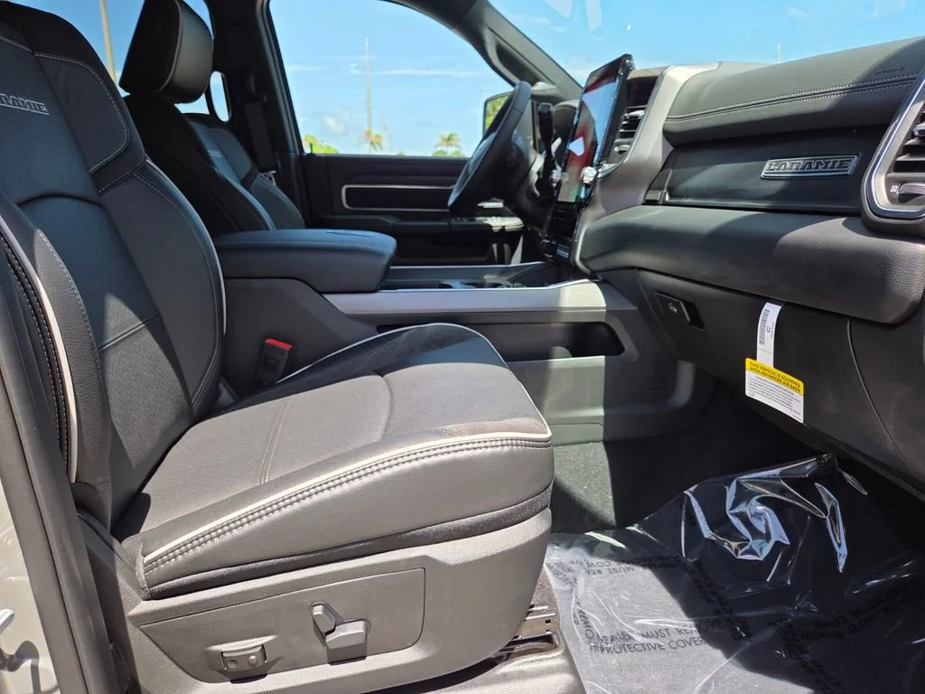New 2026 Ceramic Gray Clear-Coat Exterior Paint RAM Laramie image 14