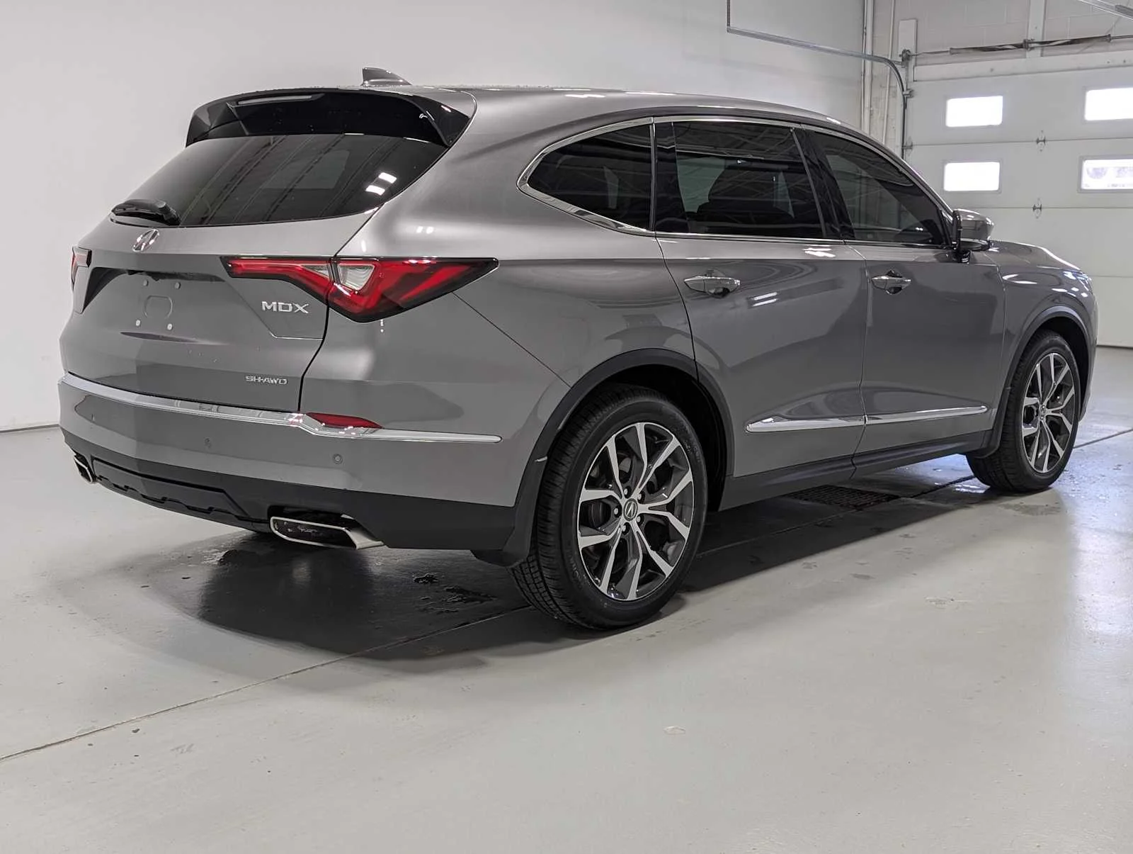 Certified Used 2022 Liquid Carbon Metallic Acura SH-AWD TECH image 8