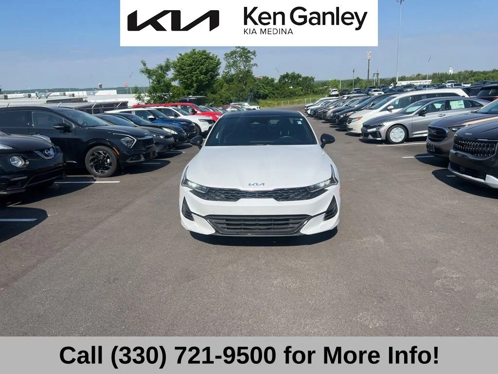 Certified Used 2024 White Kia GT image 3