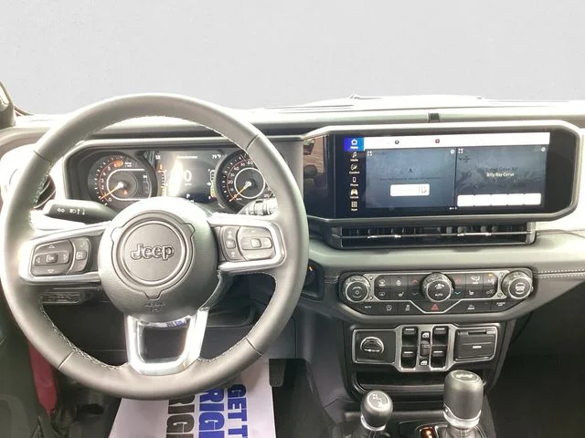 New 2026 Tuscadero Pearlcoat Jeep 4-DOOR SAHARA image 11