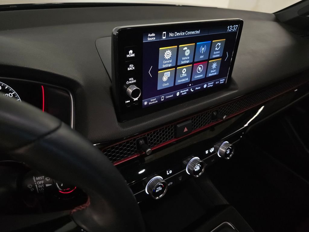 Used 2024  Honda Base image 26