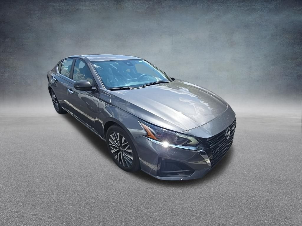 Used 2025 Gun Metallic Nissan 2.5 SV image 9