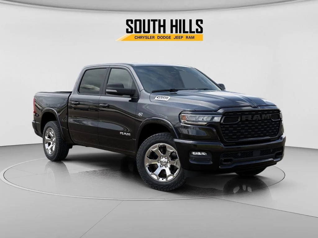 New 2026 Diamond Black Crystal Pearl-Coat Exterior Paint RAM Big Horn/Lone Star image 5