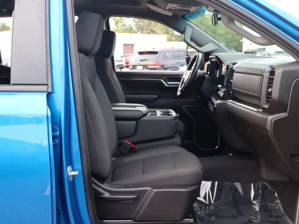 Used 2024 Blue Chevrolet RST image 24
