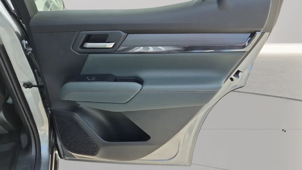 2027 GMC Terrain AT4 - Photo 26