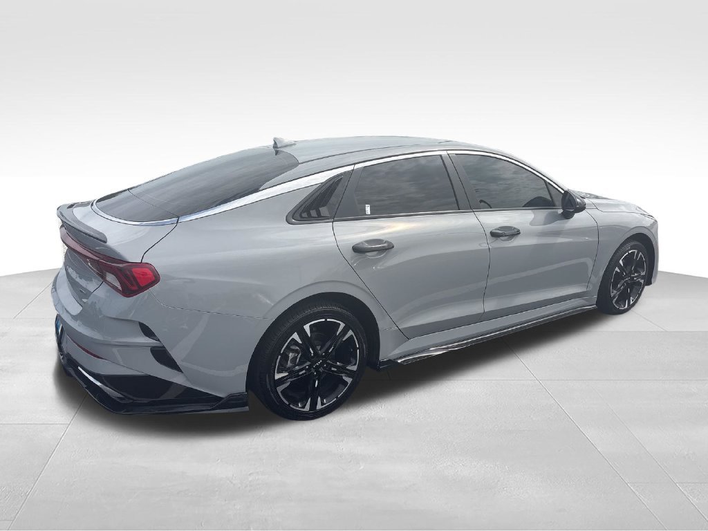 Used 2024 Gray Kia GT-Line image 5