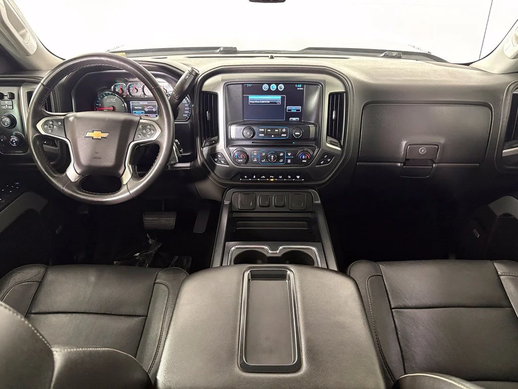 Used 2015 Gray Chevrolet LTZ image 39